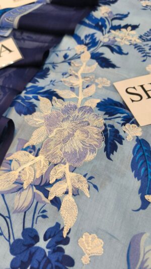 GULAHMED Lawn Printed High Quality Suit With Embroidery Daman