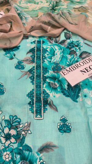 12 (5) BEECHTREE Lawn Printed Embroidered Suit With Chiffon Dupatta