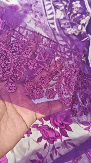 2a (7) BROQUE High Quality Lawn Printed 3pc Suit