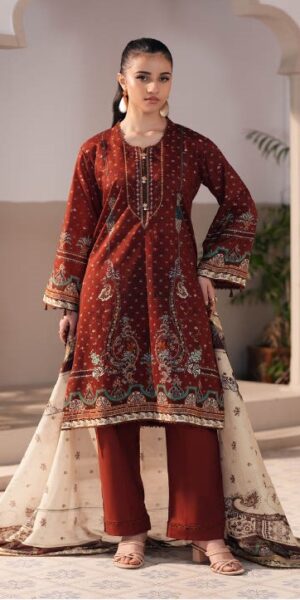 4 (1) JACQUARD Lawn Printed Suit With Printed Sleeves