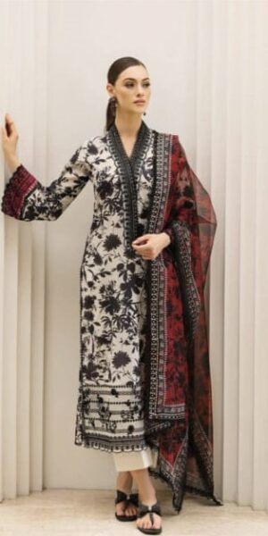 5 SOBIA NAZIR Full Heavy Embroidery Suit With Chiffon Printed Dupatta