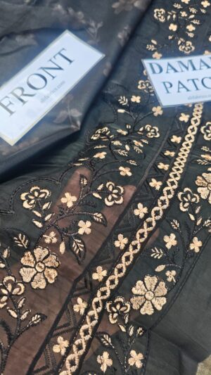 5a (4) IZNIK Lawn Printed Suit with Embroidered Daman Patch