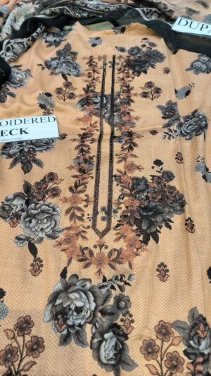 8 (3) RANG RASIYA Lawn Printed Embroidery Daman Suit