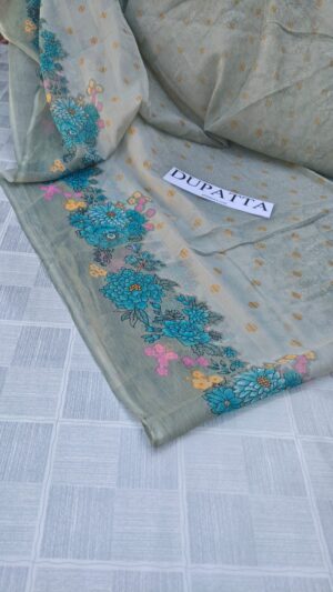 BOROQUE Lawn Printed Suit With Dyed Trouser