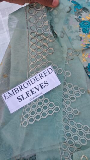 BOROQUE Lawn Printed Suit With Dyed Trouser