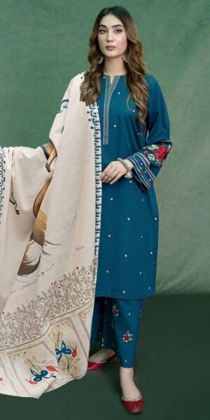 13 (3) URGE Lawn Embroidered 3pc Suit With Embroidered Sleeves