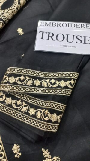 URGE Embroidered Lawn 3pc Suit With Voil Dupatta