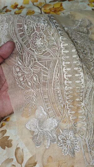 BROQUE Lawn Embroidered and Printed Dress With Embroidery Patches