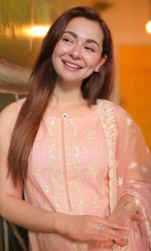 Hania Amir Lawn Heavy Embroidery Peech Suit 3pcs